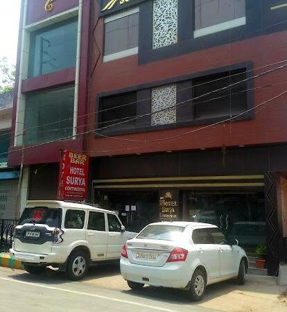 Hotel Surya Continental Lucknow Ngoại thất bức ảnh